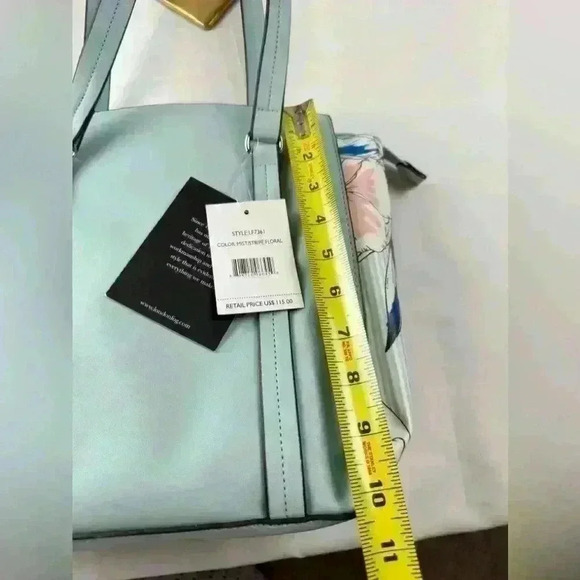 NWT - London Fog Light Blue Mist Stripe Floral Tote - Picture 9 of 10